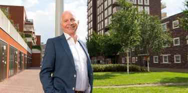 Hoe kies ik de juiste bedrijfsmakelaar?