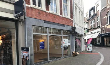 Top Sjoes opent 4e vestiging, in Sittard