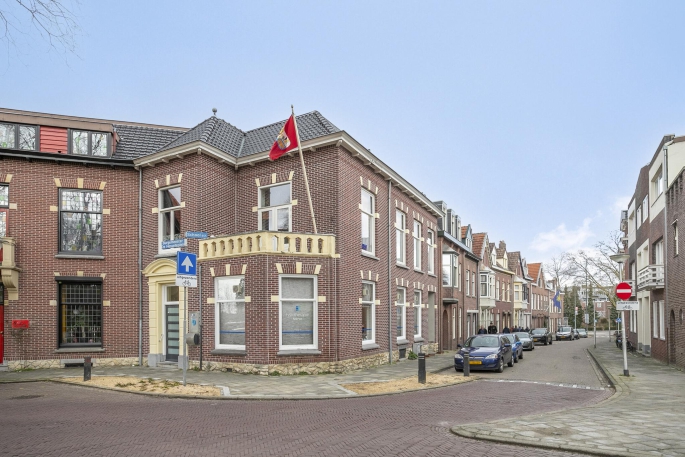 Burg. de Hesselleplein 9, 6411 CG, Heerlen