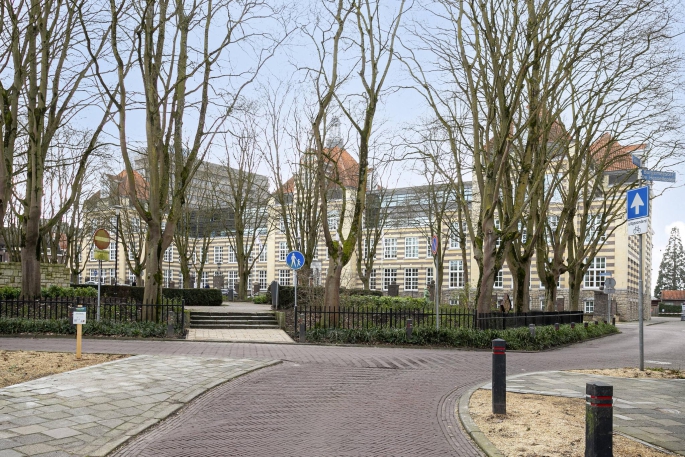 Burg. de Hesselleplein 9, 6411 CG, Heerlen