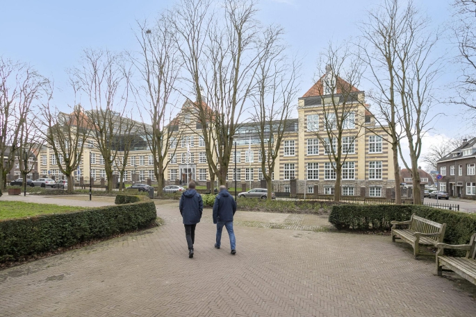 Burg. de Hesselleplein 9, 6411 CG, Heerlen