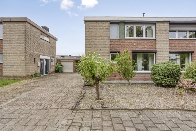 Lindenlaan 66, 6241 BD, Bunde
