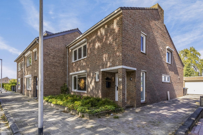 Leon Biessenstraat 99, 6418 TL, Heerlen